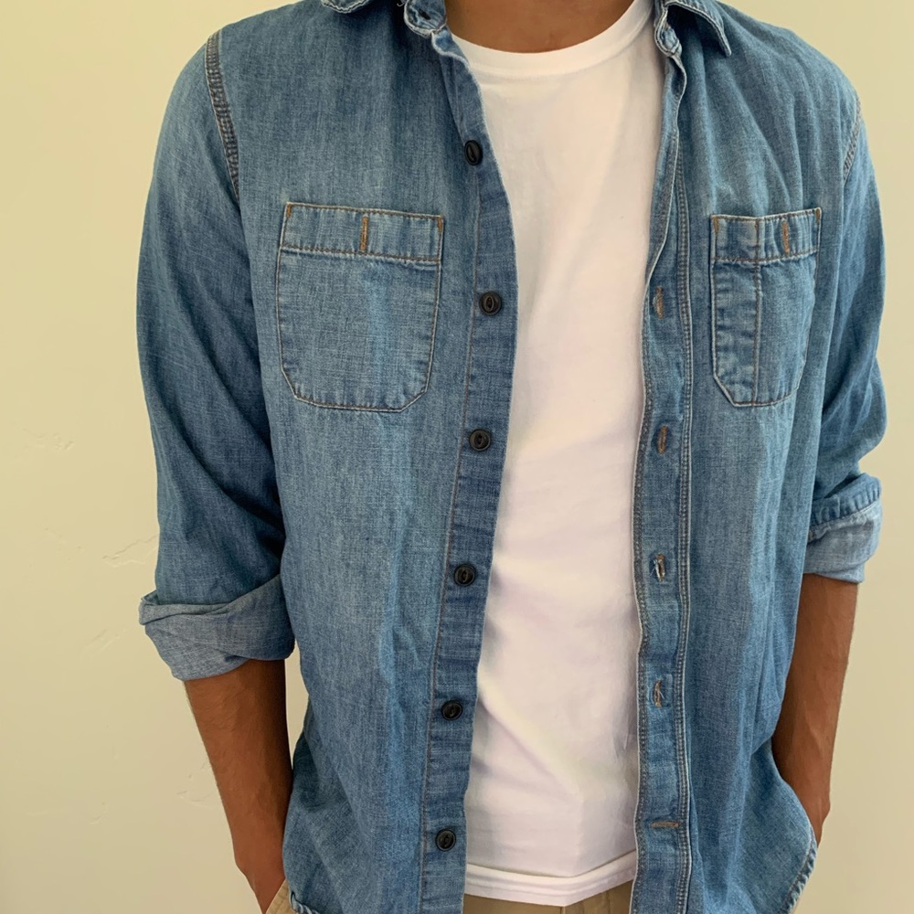 Casual long sleeve button up shirt